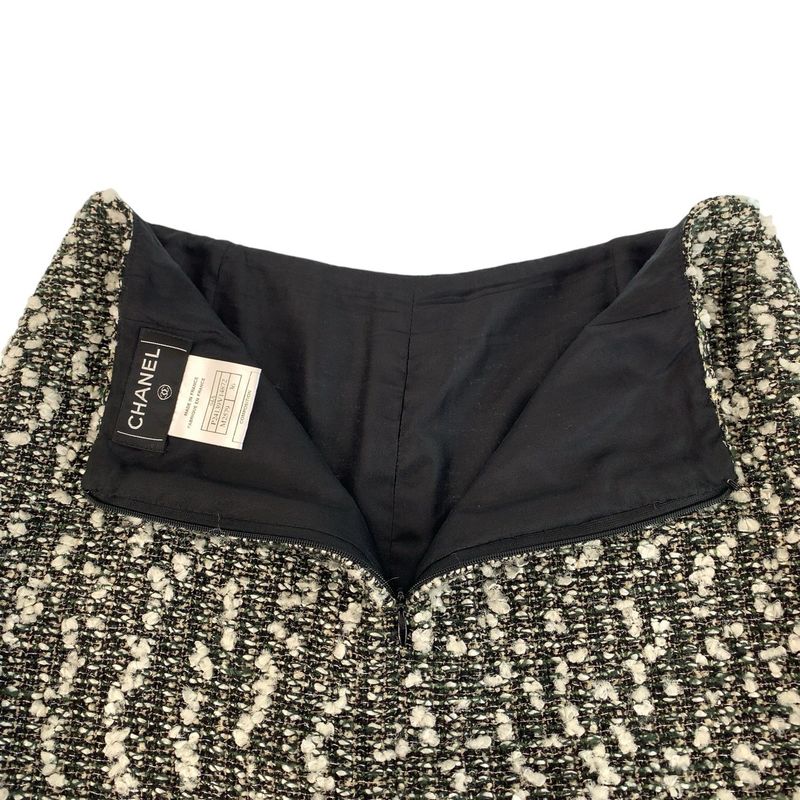 Chanel Tweed CC Logo 36 Multicolor Rayon Polyamide Silk Skirt