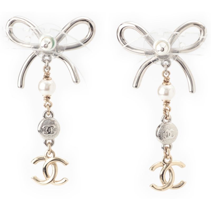Chanel Ribbon CC Logo Line Stone Earrings Silver