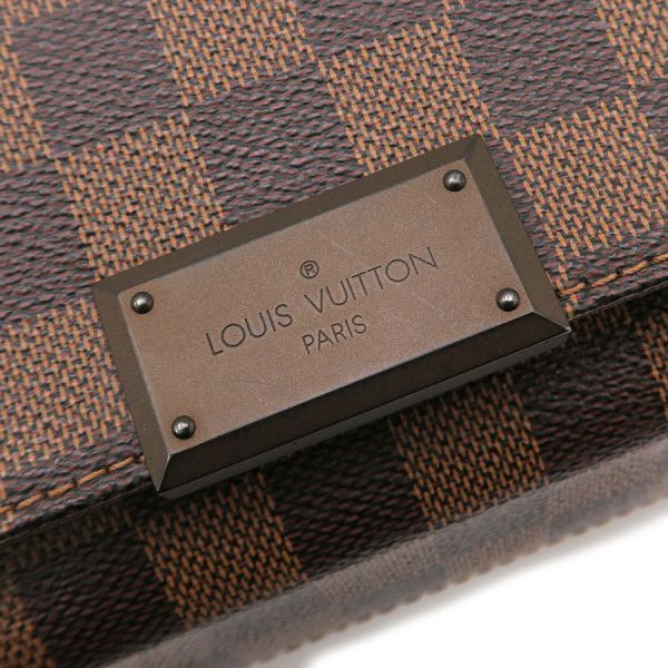 Louis Vuitton Damier District MM Wallet