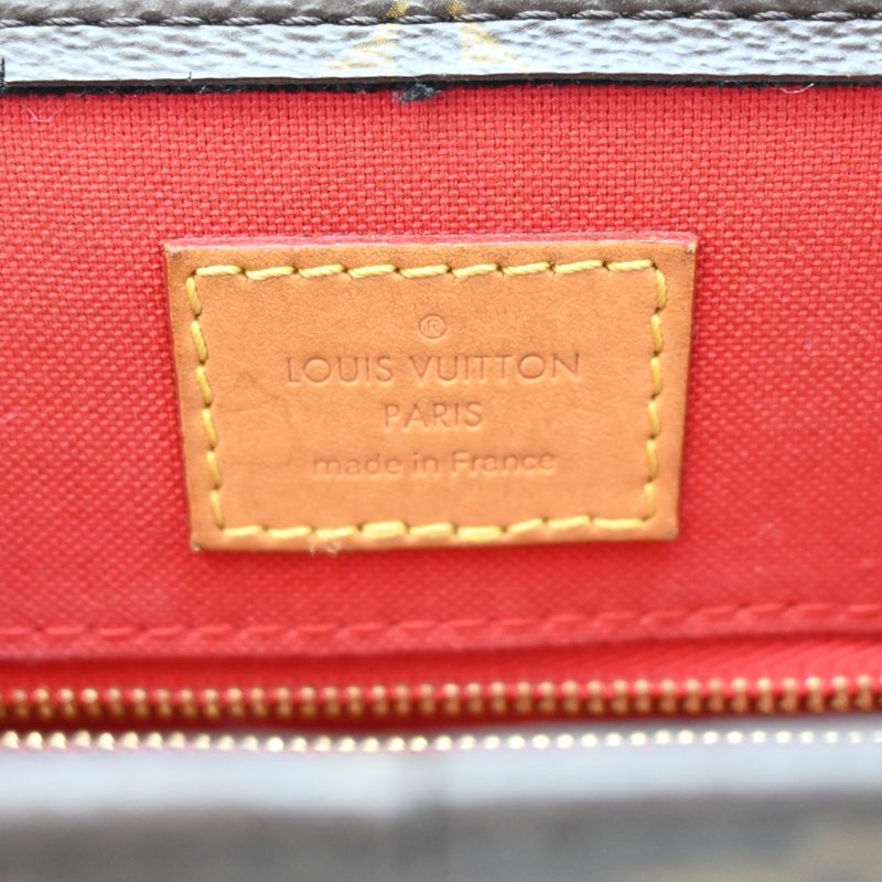 Louis Vuitton Handbag Brown