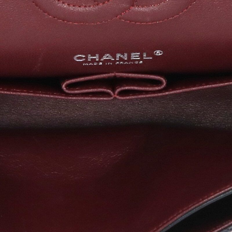 Chanel Quilted 25 Lambskin Double Flap Chain Shoulder Bag 25
