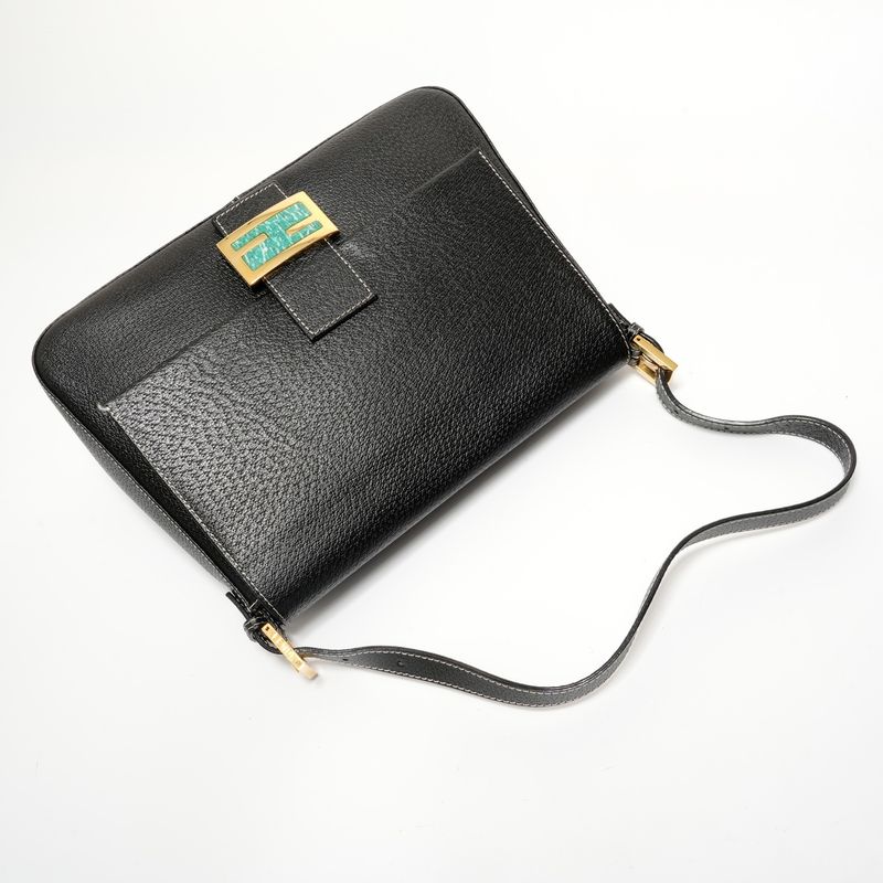 Fendi Shoulder Bag Mamma Bucket Leather
