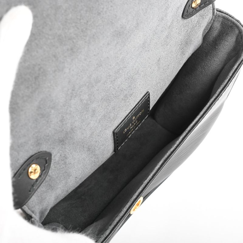 Louis Vuitton Handbag Saumur BB
