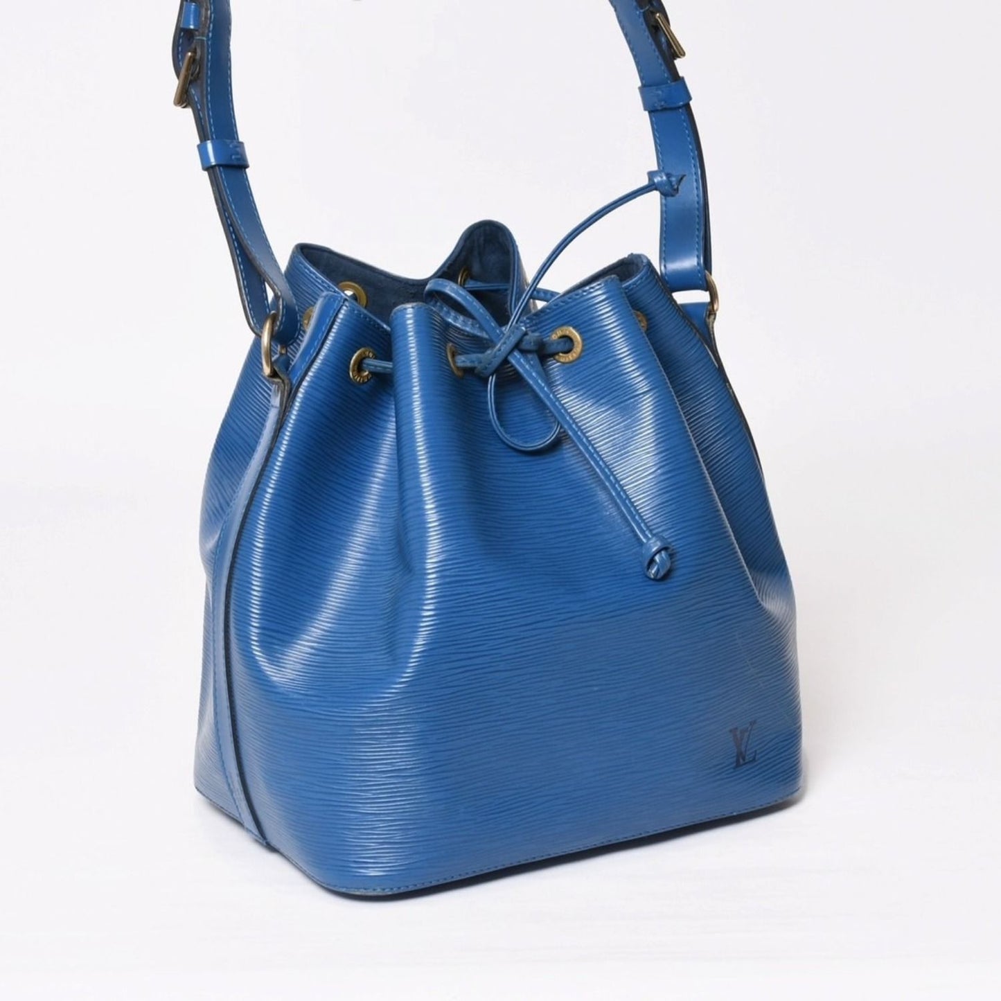 Louis Vuitton Epi Petit Noe Bag Blue Gold — view 3