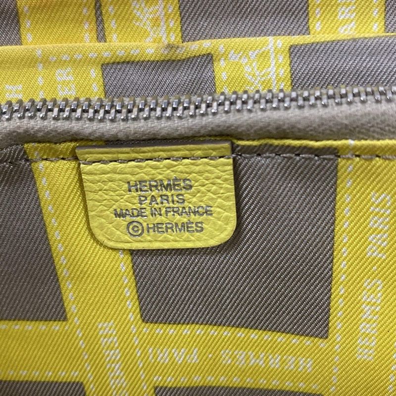 Hermes Wallet Azap Long Silk in Souffle Zip Around Silver