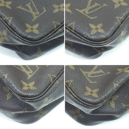 Louis Vuitton Cosmetic Pouch Monogram Trousse Toilet 2 Cannot Be Due to