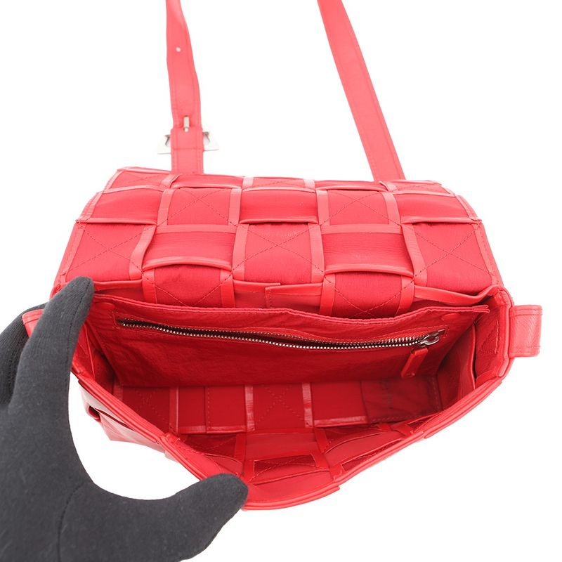 Bottega Veneta Shoulder Bag Maxi Intrecciato Cassette Leather