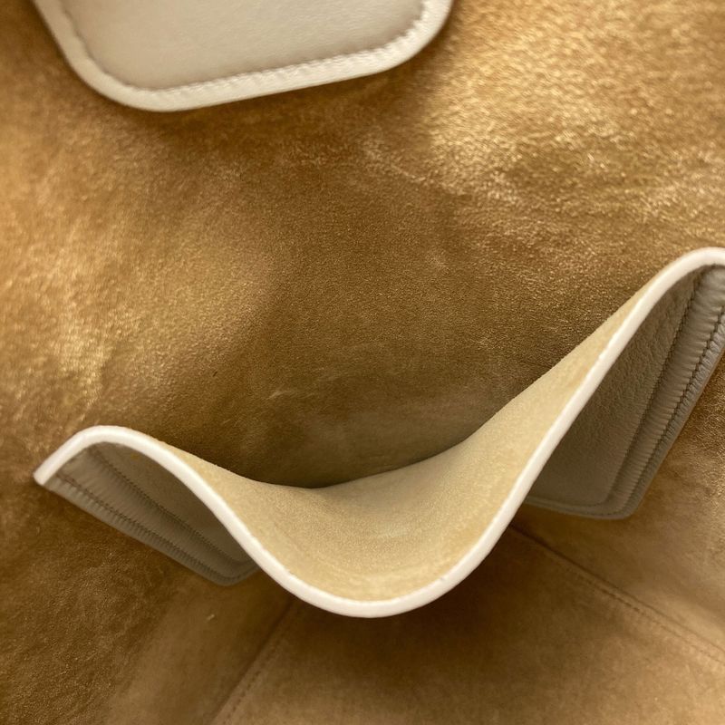 Loewe Pebble Bucket Bag Calf