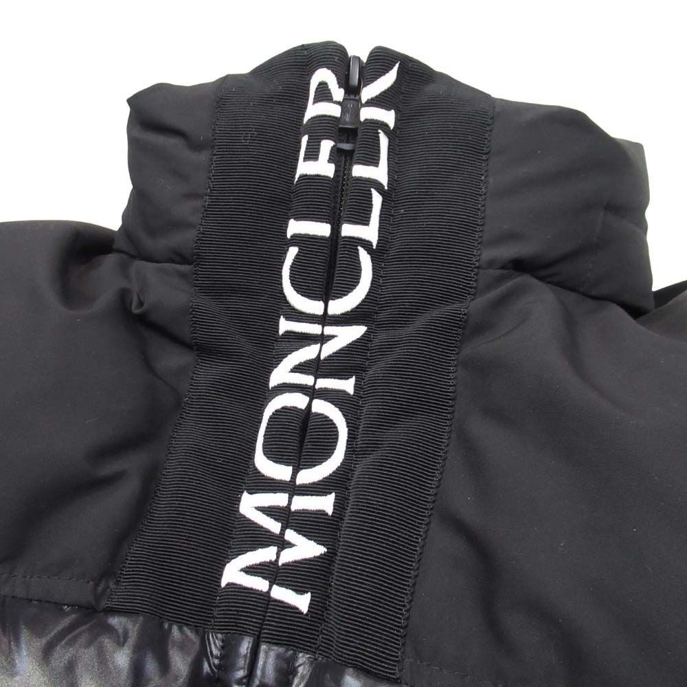 Moncler Bruel Down Jacket Logo Embroidery 1 Black