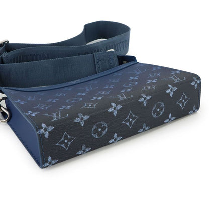 Louis Vuitton Monogram Gradient Gaston Wearable Wallet