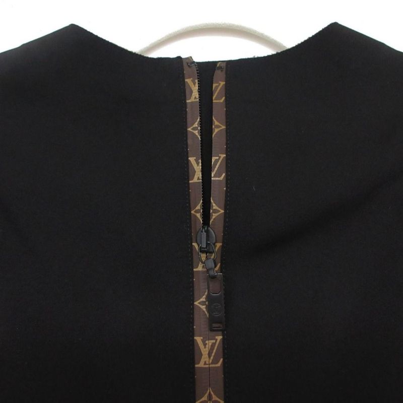 Louis Vuitton Peplum Top Stretch Top Sleeveless Monogram 34 XS Black