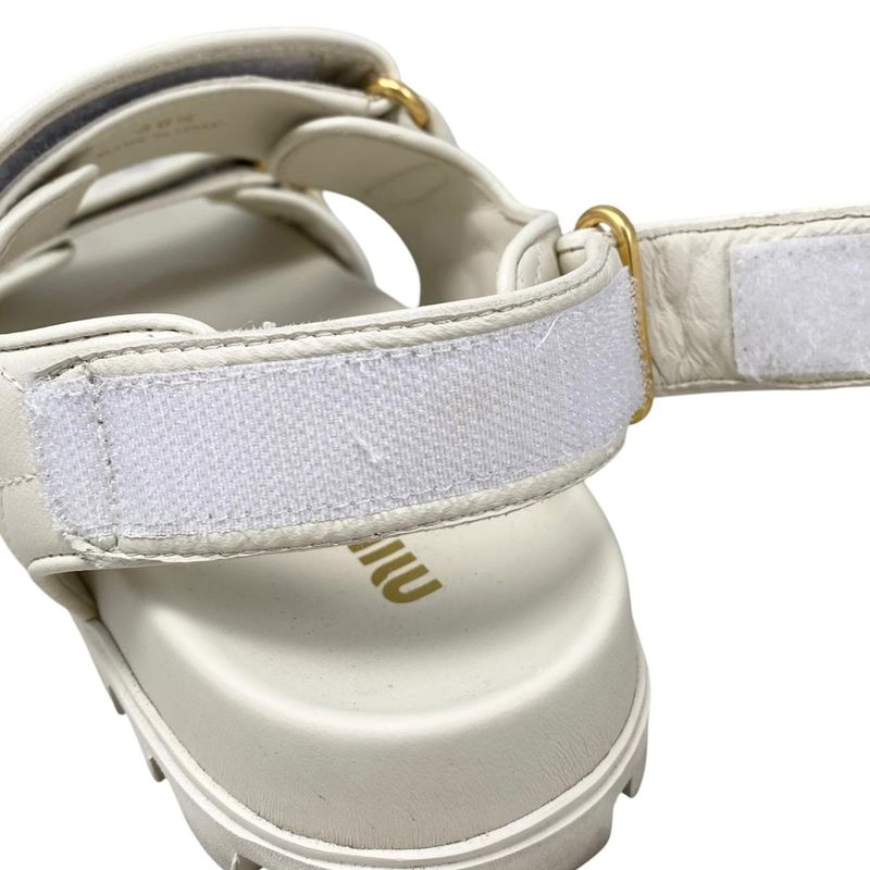 Miu Miu Miu Sandals Sporty Matelasse Leather 36.5 Metal Logo White Gold