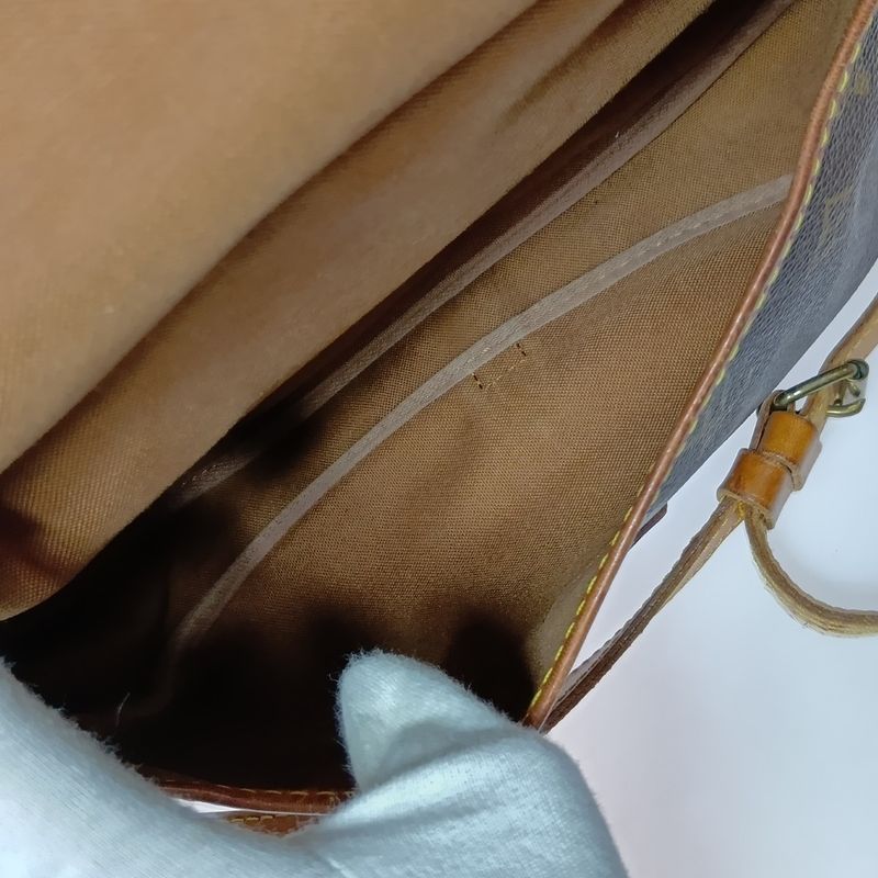 Louis Vuitton Monogram Saumur 30 Shoulder Bag Brown