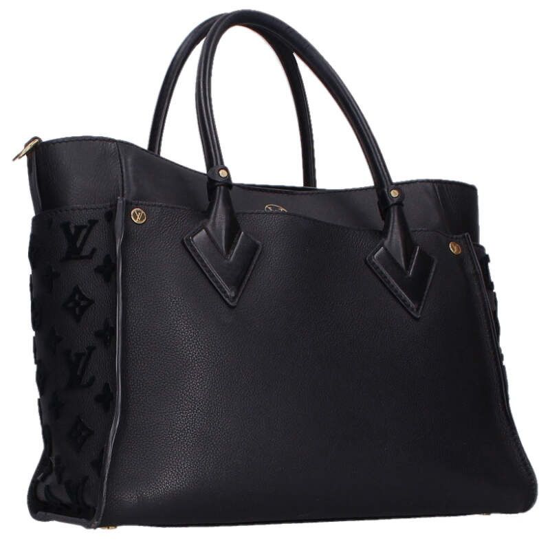 Louis Vuitton on My Side MM Monogram Tufting Contrast Leather Handbag MM