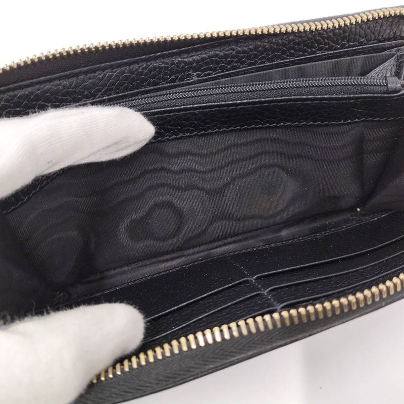 Gucci Soho Zip Around Wallet Interlocking Leather Black