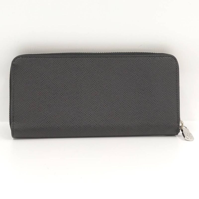 Louis Vuitton Zippy Wallet Horizontal Zip Around Taiga Noir Black