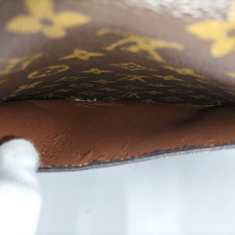 Louis Vuitton Saint Cloud GM Shoulder Bag Monogram