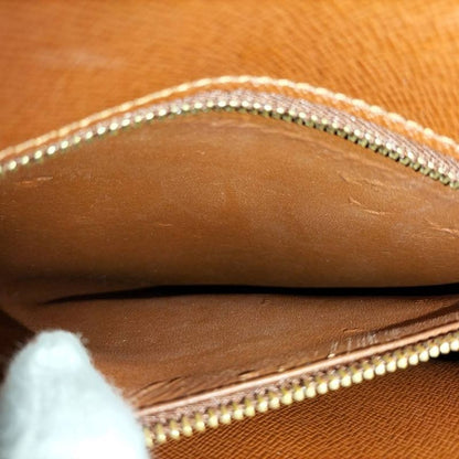Louis Vuitton Saint Cloud GM Shoulder Bag Monogram