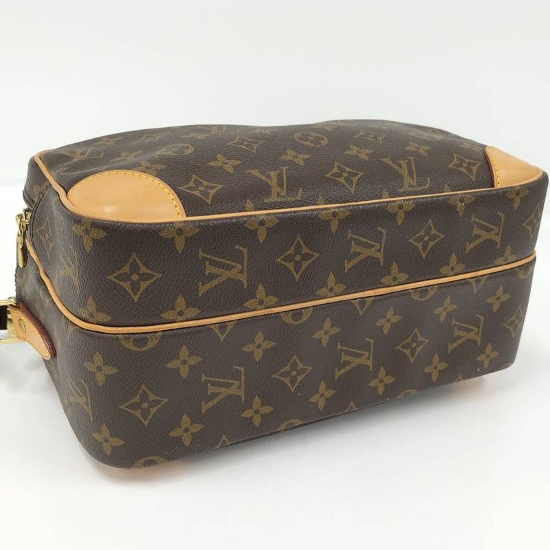 Louis Vuitton Nile GM Shoulder Bag Monogram