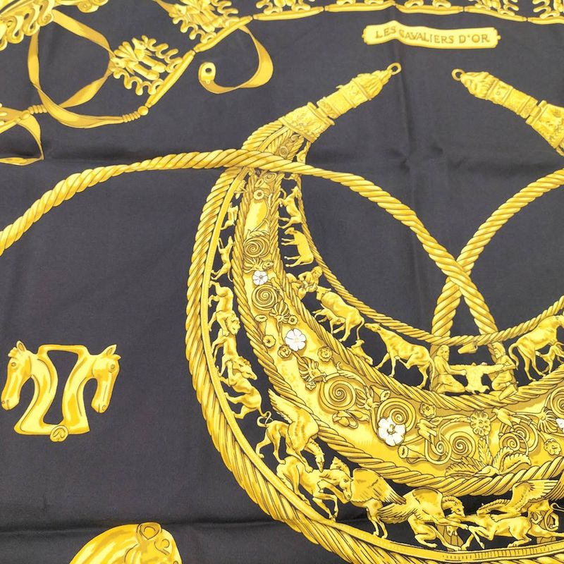 Hermes Carre 90 Scarf les Cavaliers D'or Golden Knight Silk