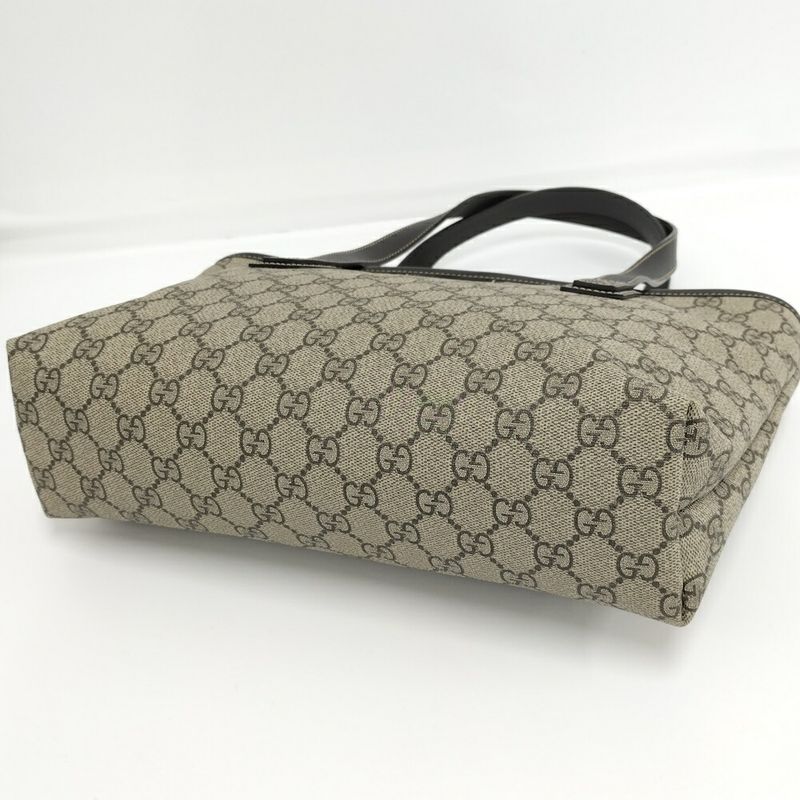 Gucci Shoulder Bag GG Supreme Leather Beige