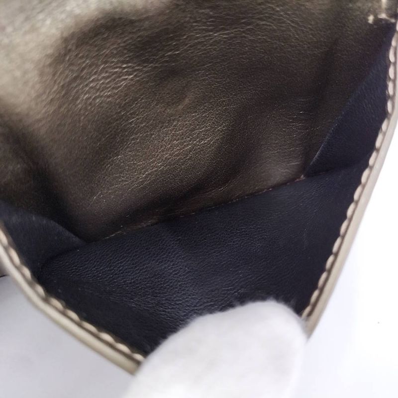 Gucci Bifold Wallet Leather Khaki
