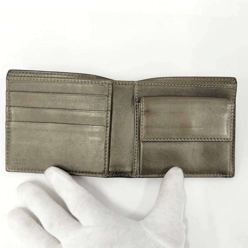Gucci Bifold Wallet Leather Khaki