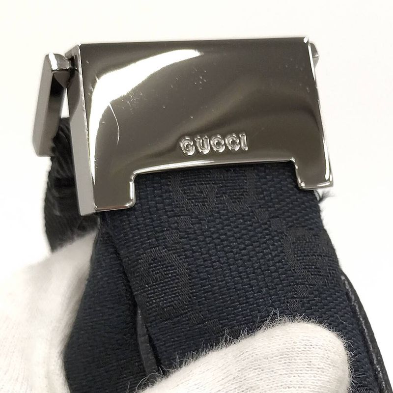 Gucci Shoulder Bag GG Canvas Black