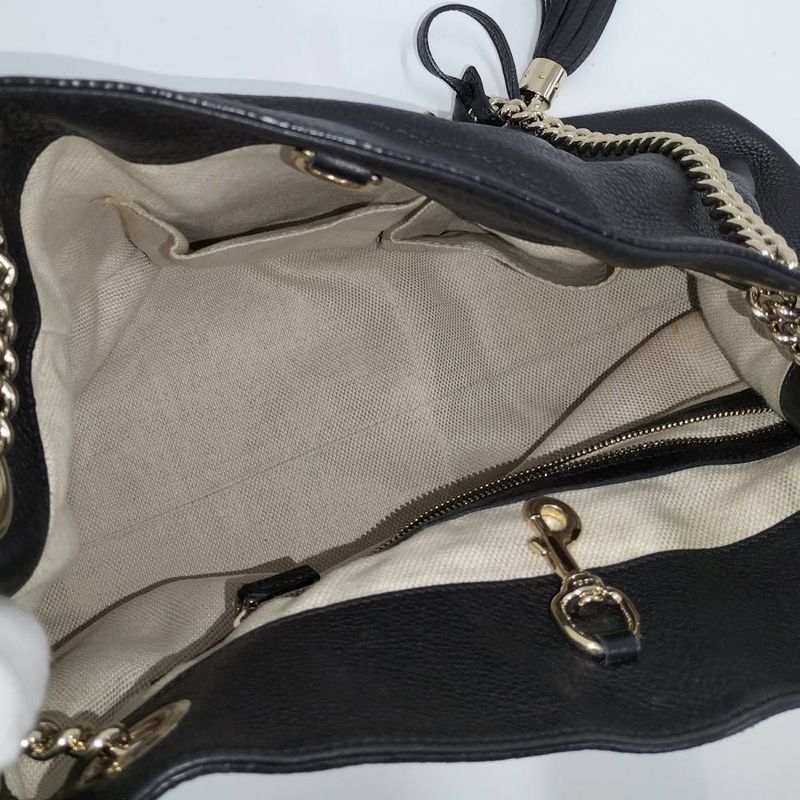 Gucci Chain Shoulder Bag Interlocking Leather Black