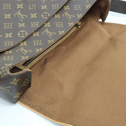 Louis Vuitton Aves Messenger Bag Monogram