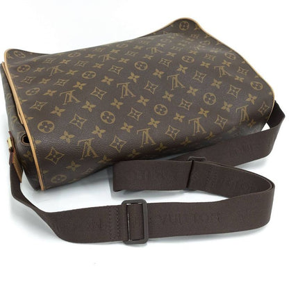 Louis Vuitton Aves Messenger Bag Monogram