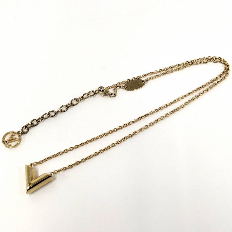 Louis Vuitton Essential Necklace Plated Gold