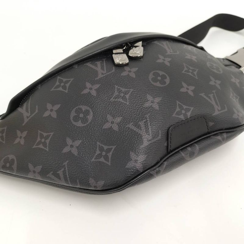 Louis Vuitton Discovery Bum Bag PM Monogram Eclipse