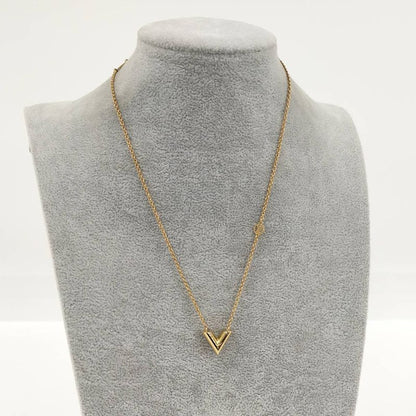 Louis Vuitton Essential Necklace