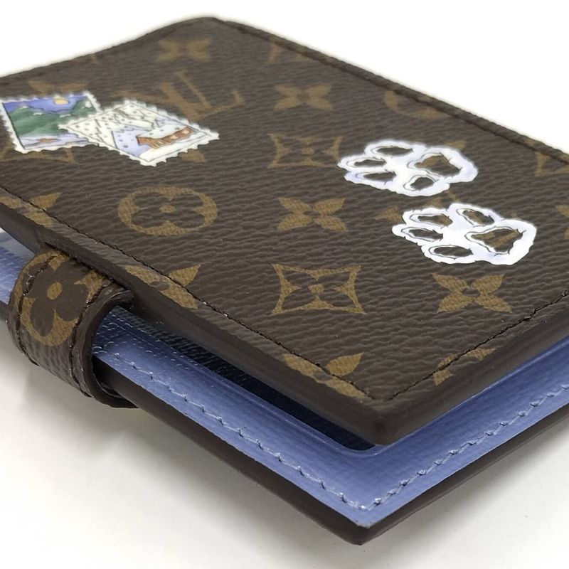 Louis Vuitton Mattifying Paper Case Monogram Vivienne Hat
