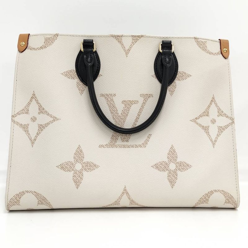 Louis Vuitton on the Go MM 2-Way Bag Monogram Giant Cream Black