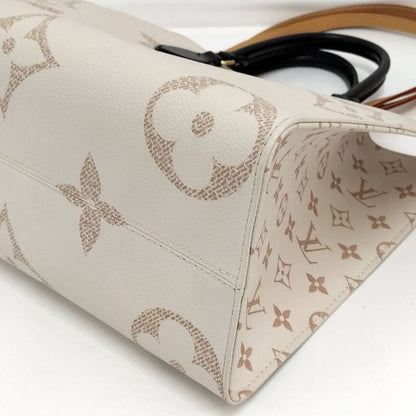 Louis Vuitton on the Go MM 2-Way Bag Monogram Giant Cream Black