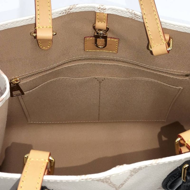 Louis Vuitton on the Go MM 2-Way Bag Monogram Giant Cream Black