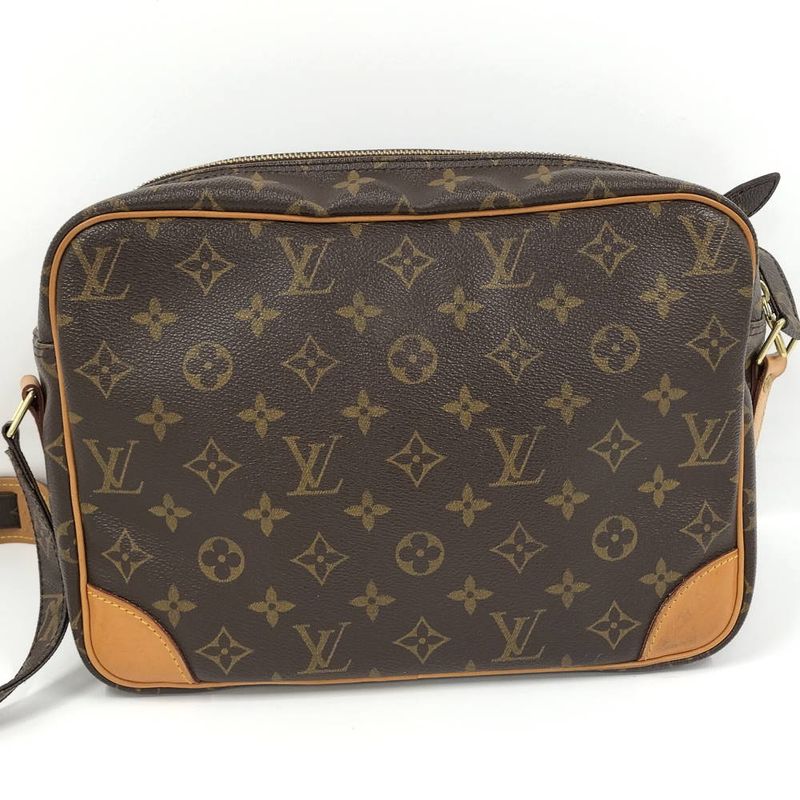 Louis Vuitton Nile Shoulder Bag Monogram
