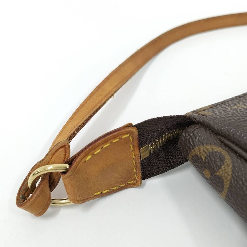 Louis Vuitton Pochette Handbag Monogram