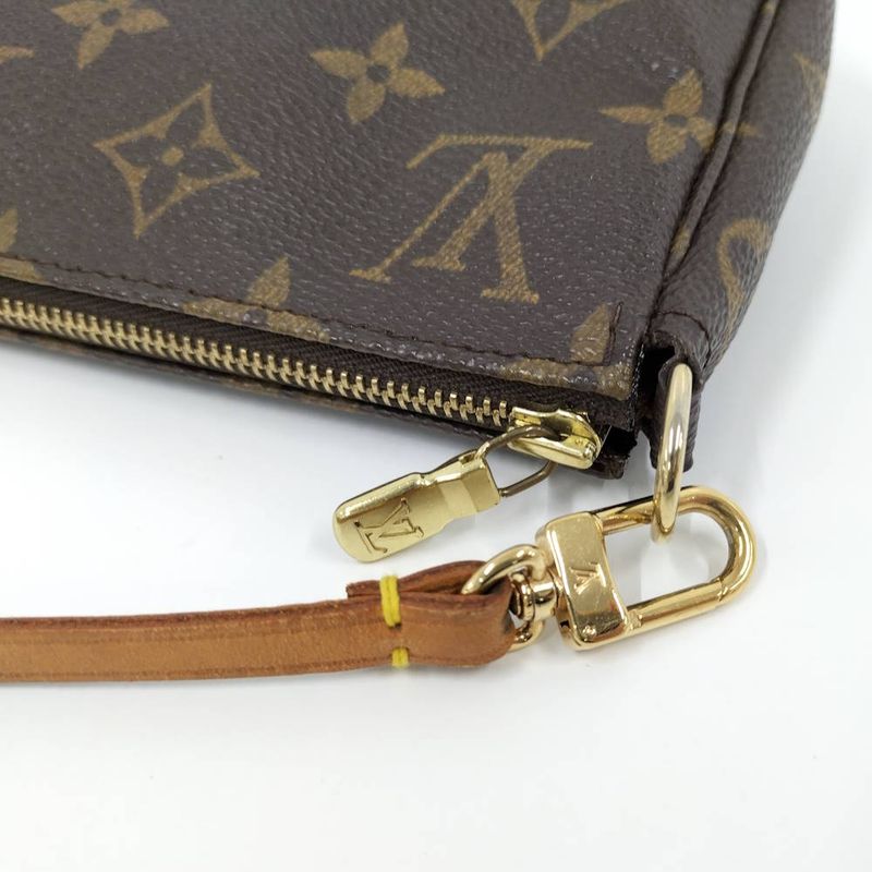 Louis Vuitton Pochette Handbag Monogram
