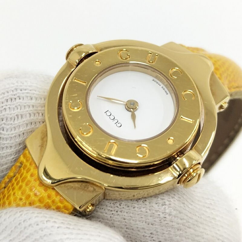 Gucci Bangle Watch Turn Type Quartz