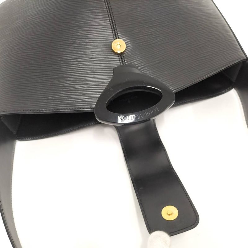 Louis Vuitton Reverie Shoulder Bag Epi Noir Black
