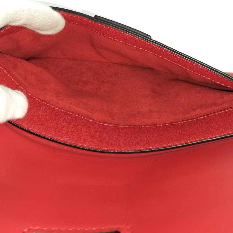 Louis Vuitton Very Chain Shoulder Bag Leather Ruby Red