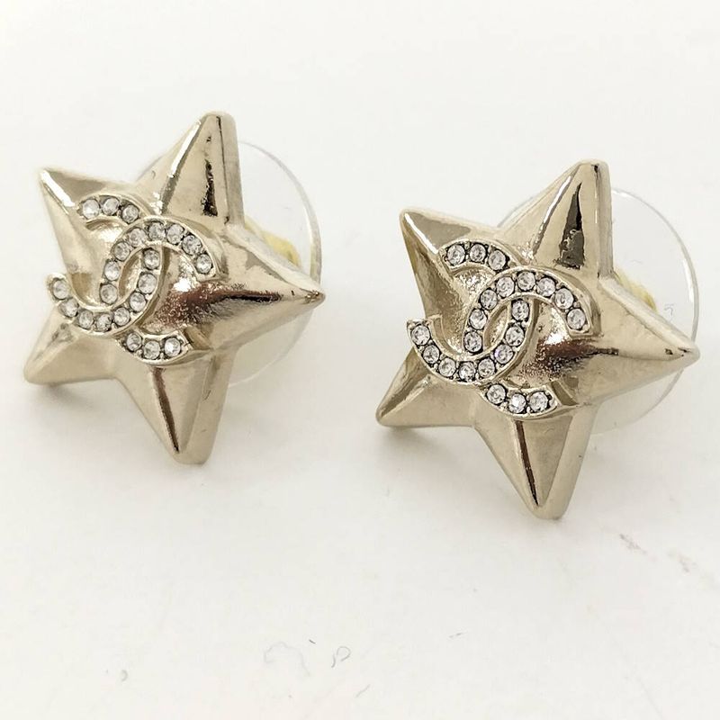 Chanel Earrings Star Gold