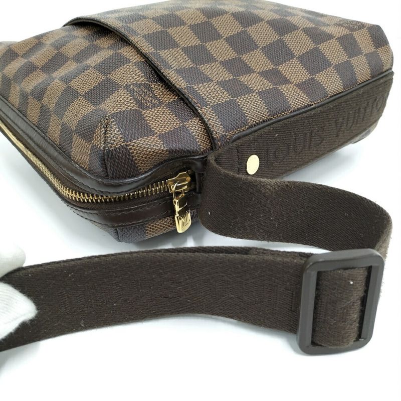 Louis Vuitton Shoulder Bag Trotteur Bob le Damier Ebene