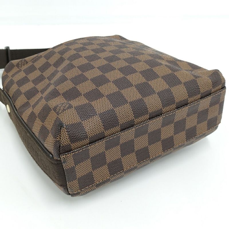 Louis Vuitton Shoulder Bag Trotteur Bob le Damier Ebene