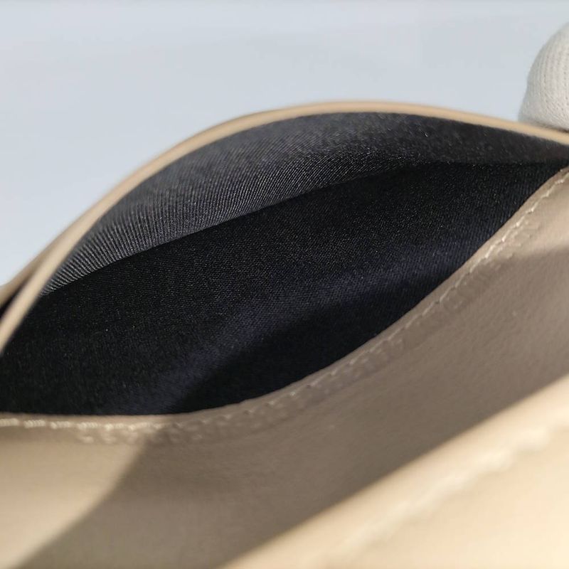 Balenciaga Card Case Leather Beige