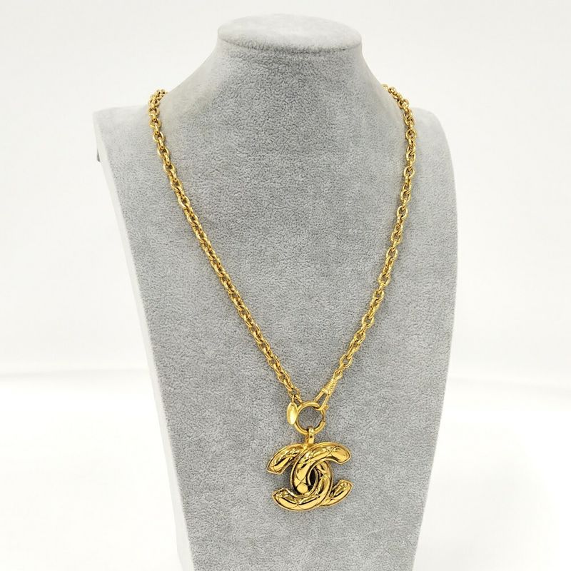 Chanel CC Logo Necklace Plated Gold