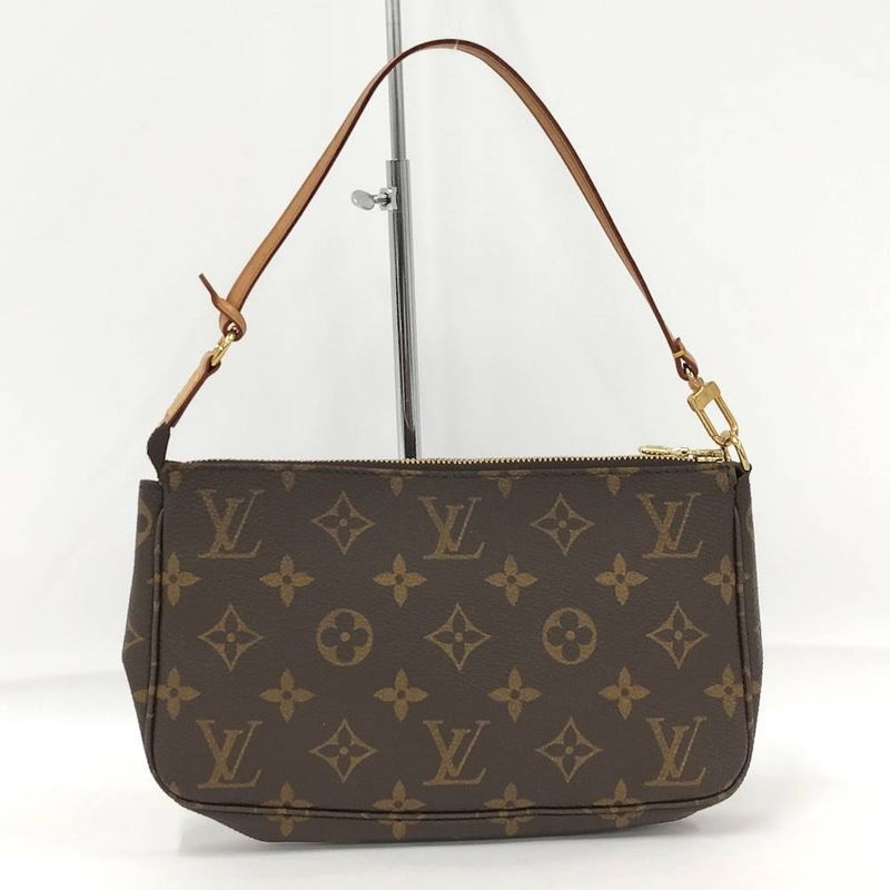 Louis Vuitton Pochette Handbag Monogram